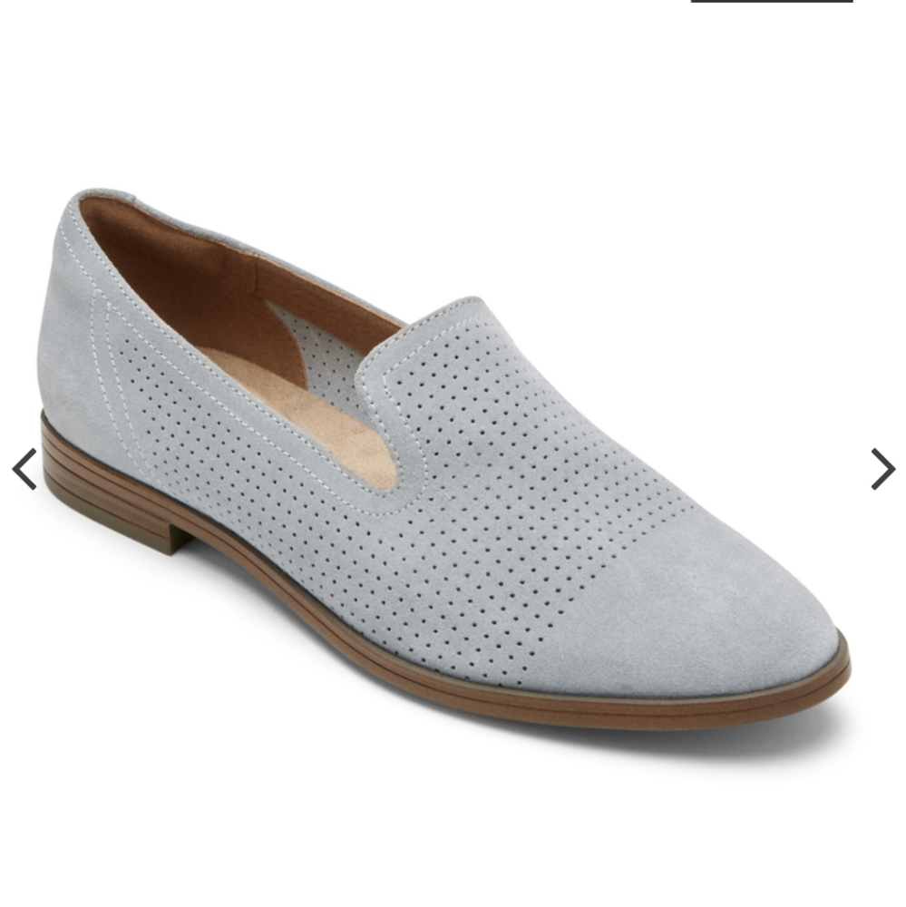 Womens Perpetua Perforated Loafer - 9 Wide